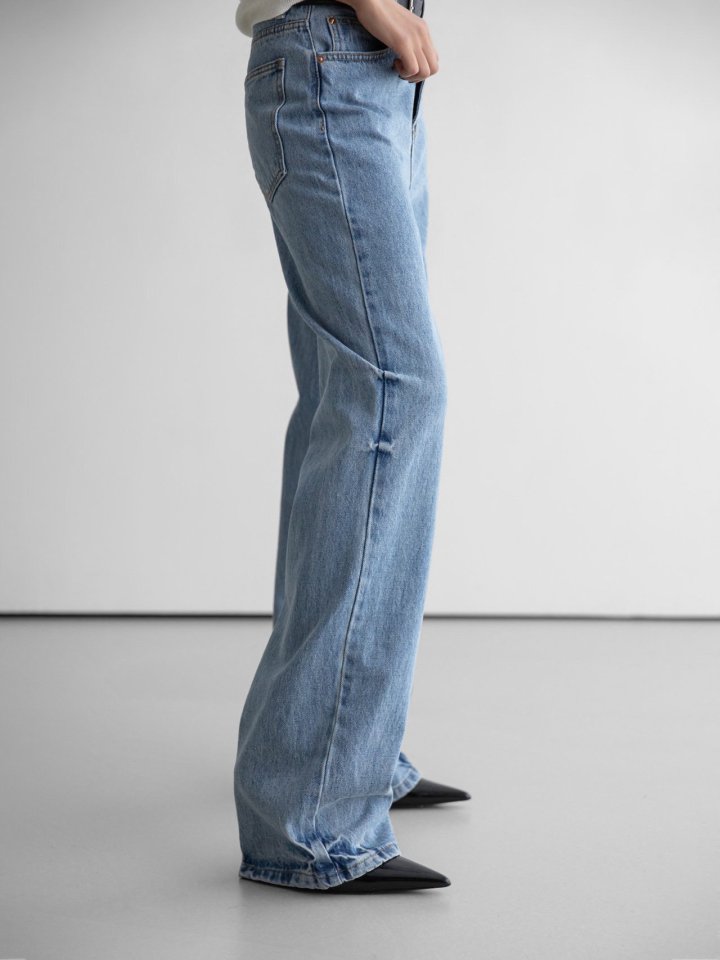 Paper Moon - Korean Women Fashion - #momslook - Classic Domingo Detail Straight Denim Pants - 3