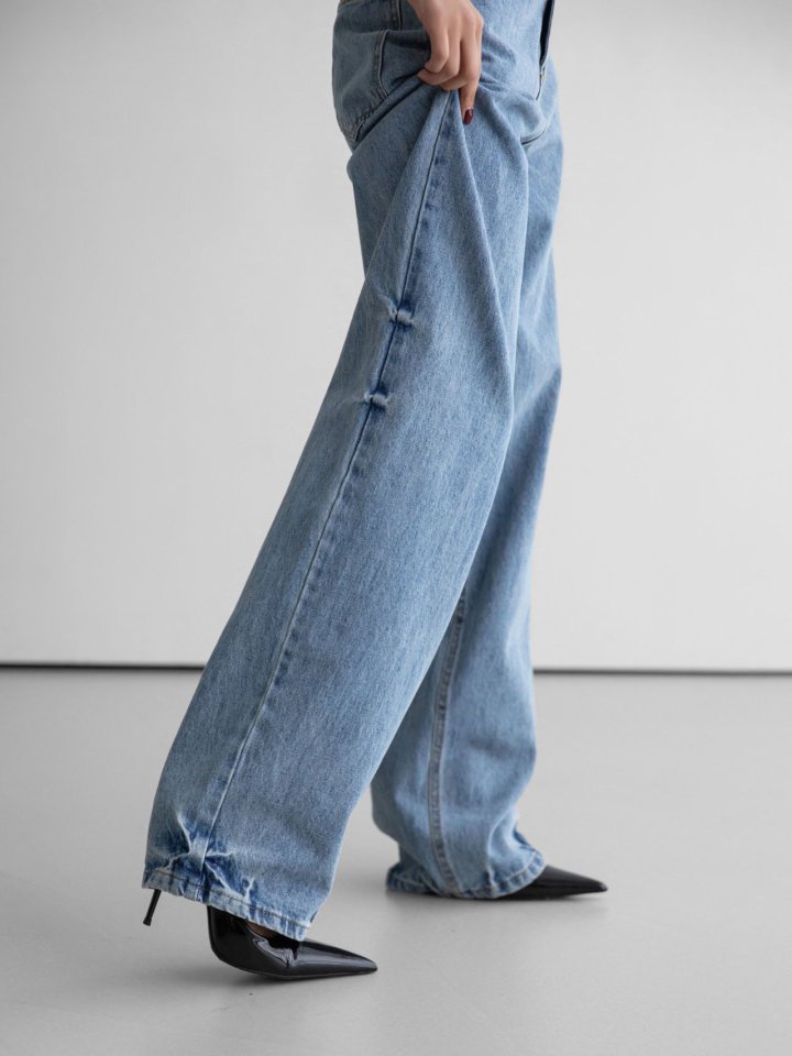 Paper Moon - Korean Women Fashion - #momslook - Classic Domingo Detail Straight Denim Pants - 5