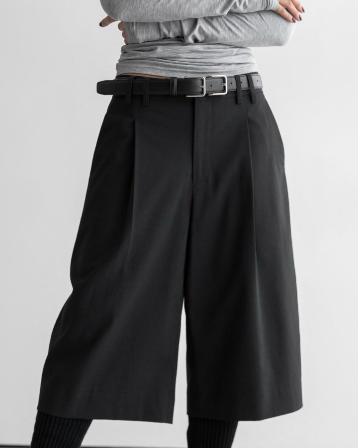 Paper Moon - Korean Women Fashion - #thatsdarling - Classic Wide Fit Bermuda Trousers