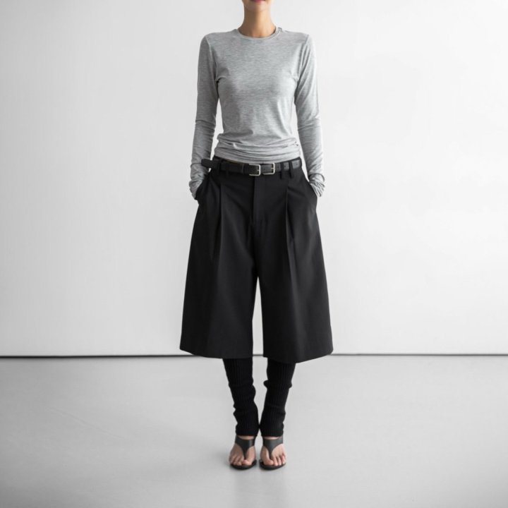 Paper Moon - Korean Women Fashion - #thelittlethings - Classic Wide Fit Bermuda Trousers - 2