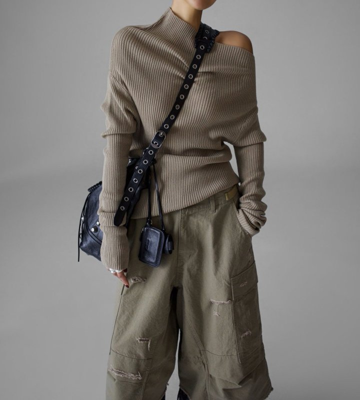 Paper Moon - Korean Women Fashion - #vintageinspired - Asymmetric Line Ribbed Knit Top - 8