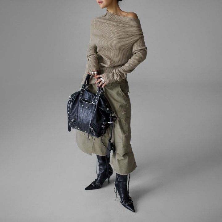 Paper Moon - Korean Women Fashion - #momslook - Vintage Cut-Off Bermuda Pants - 4