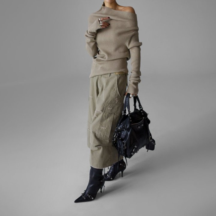 Paper Moon - Korean Women Fashion - #womensfashion - Asymmetric Line Ribbed Knit Top - 3