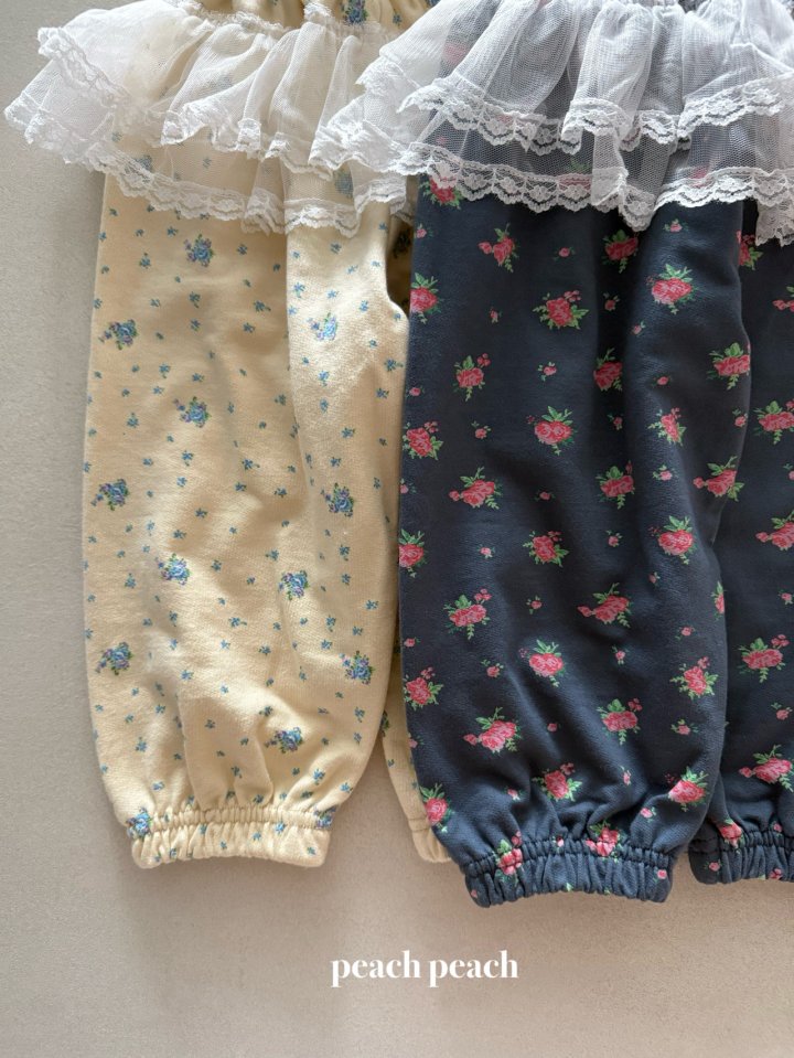 Peach Peach - Korean Baby Fashion - #onlinebabyboutique - Romi Lace Jogger Pants - 3