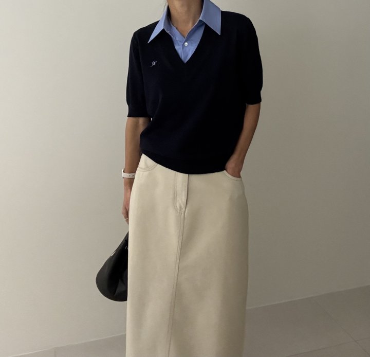 Ripple - Korean Women Fashion - #momslook - Roe V-Neck Knit - 2