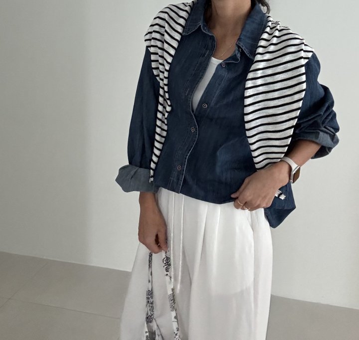 Ripple - Korean Women Fashion - #momslook - Denim Shirt Cape Shawl Set - 2