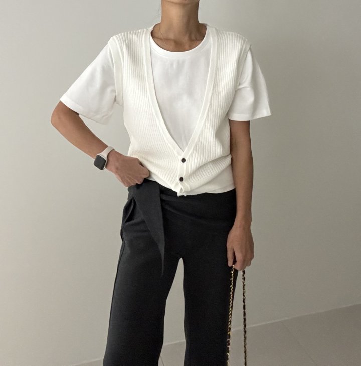 Ripple - Korean Women Fashion - #momslook - Two-In-One Knit Vest - 9