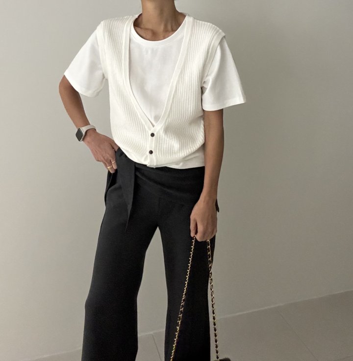 Ripple - Korean Women Fashion - #vintageinspired - Two-In-One Knit Vest - 11