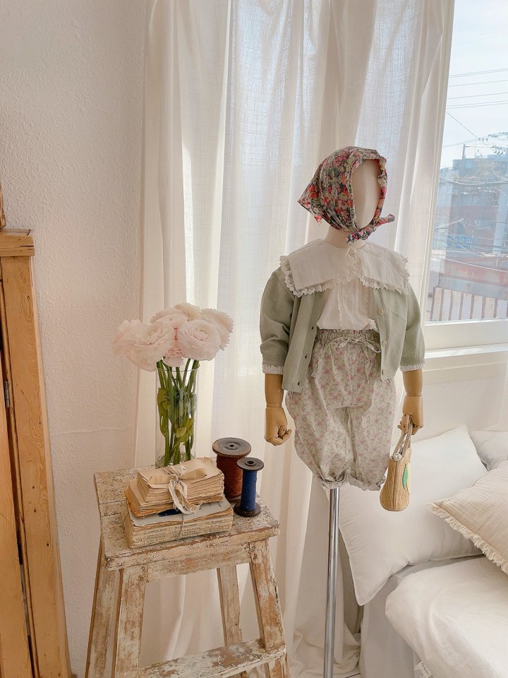 Studio M - Korean Children Fashion - #stylishchildhood - Blie Flower Banding Strap Pants - 2