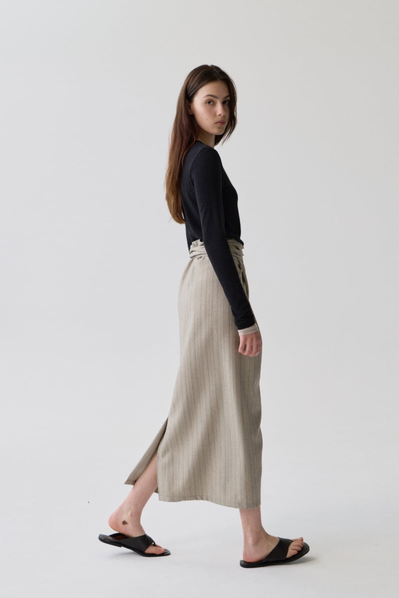 Understanding - Korean Women Fashion - #momslook - Like Tee - 11