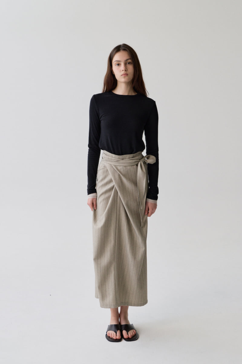 Understanding - Korean Women Fashion - #momslook - Like Tee - 9