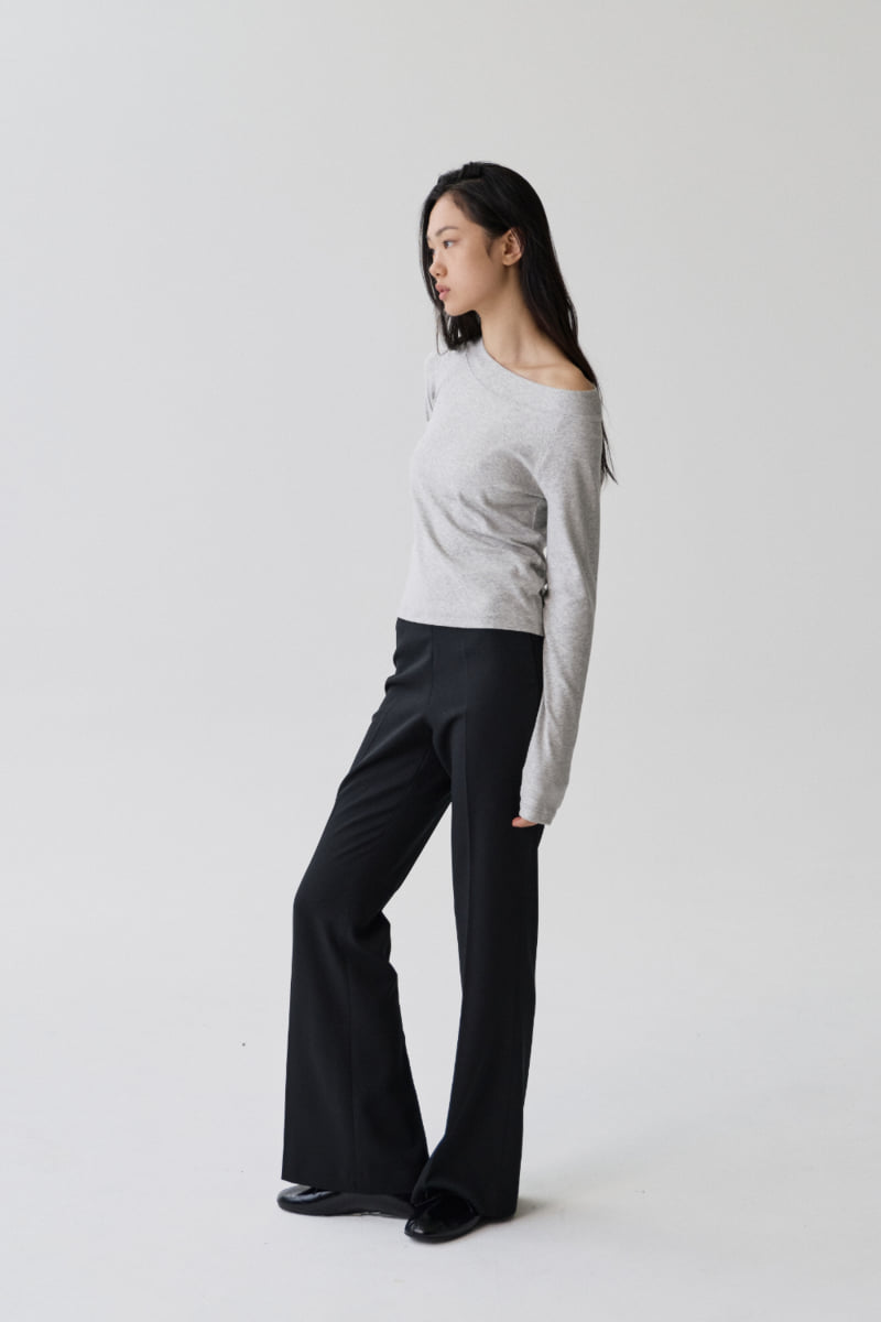 Understanding - Korean Women Fashion - #shopsmall - Geo Off-Shoulder Tee - 3