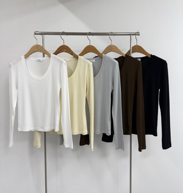 Yikho - Korean Women Fashion - #momslook - Lisa Long Sleeve Tee - 2