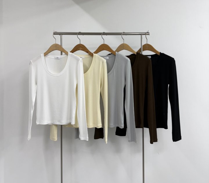 Yikho - Korean Women Fashion - #womensfashion - Lisa Long Sleeve Tee