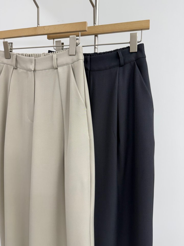 Yikho - Korean Women Fashion - #momslook - Aro Pants - 4