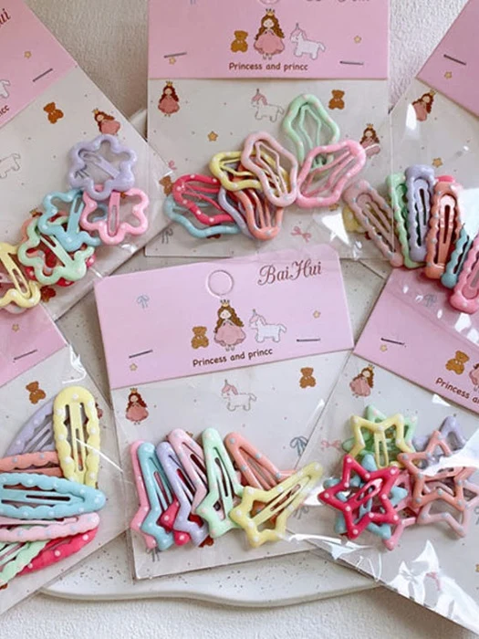 Pinky Dot Snap Hairpin