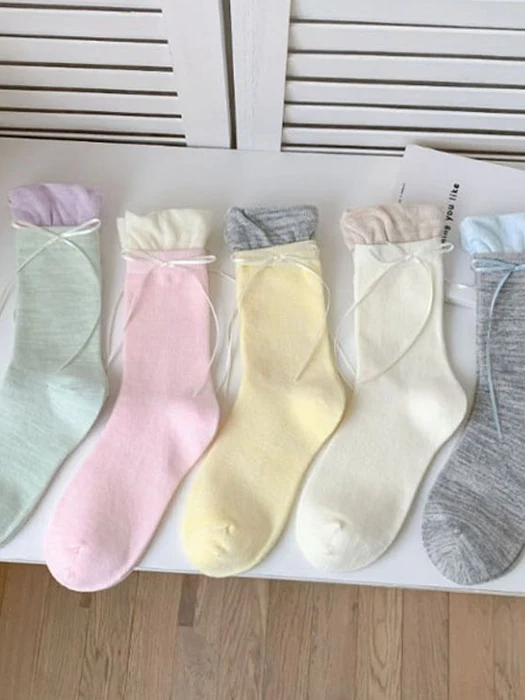 Marshmallow Ribbon Socks