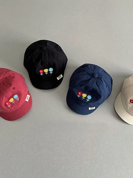 Three Flowers Cap