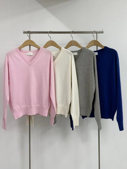 City V Knit