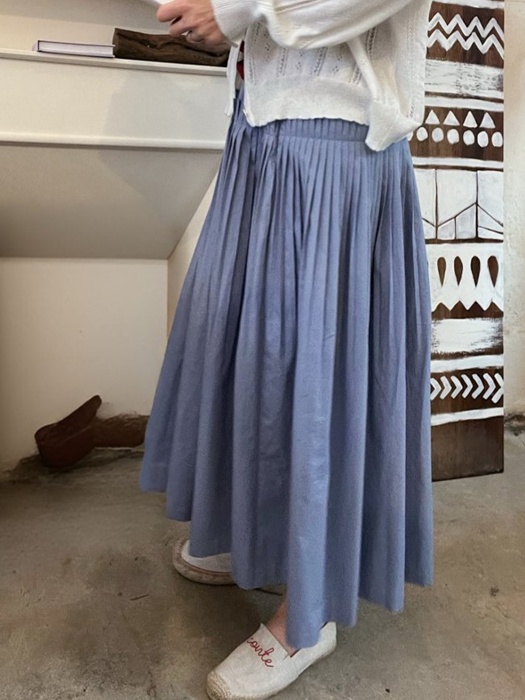 Textured Pleated Skirt