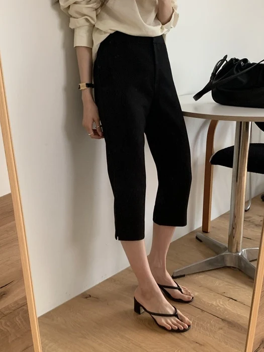 Dua Capri Pants Dua Capri Pants