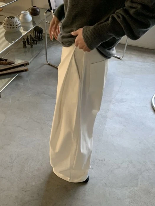 Veil Curved Pants Veil Curved Pants