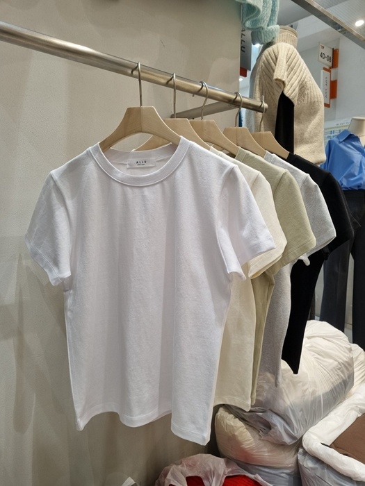 Noodle Span Short Sleeve Tee Noodle Span Short Sleeve Tee