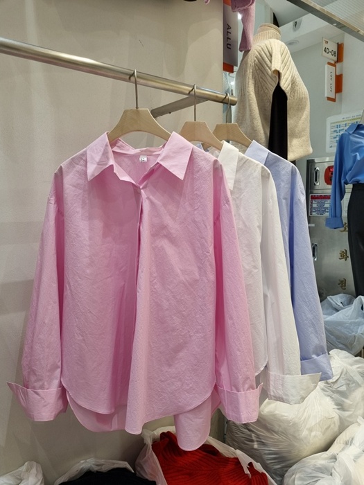 Spring Double Slit Shirt Spring Double Slit Shirt