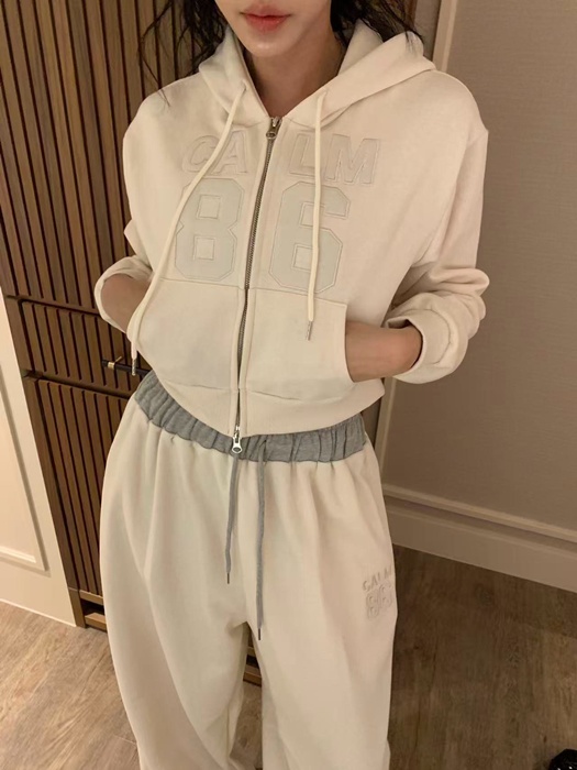 86 Patch Hoodie Jumper 86 Patch Hoodie Jumper