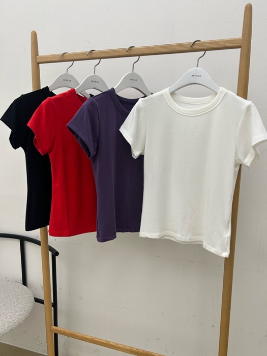 Round Neck Tee Round Neck Tee