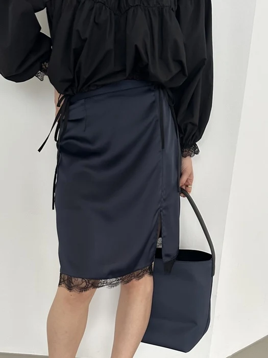 Lace Slit Skirt Lace Slit Skirt