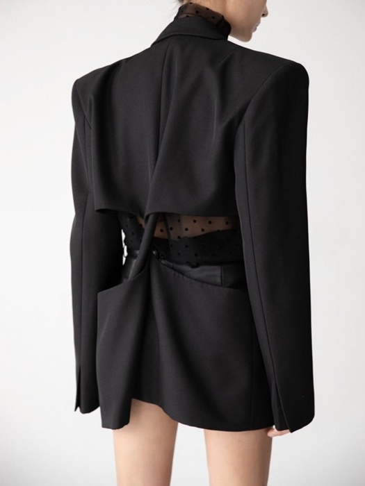 Squared Shoulder Cut Out Waist Detail Minimal Blazer Squared Shoulder Cut Out Waist Detail Minimal Blazer