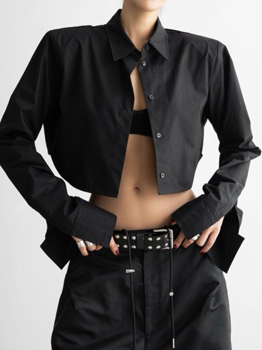 Classic Shoulder Pad Cropped Button Down Shirt Classic Shoulder Pad Cropped Button Down Shirt