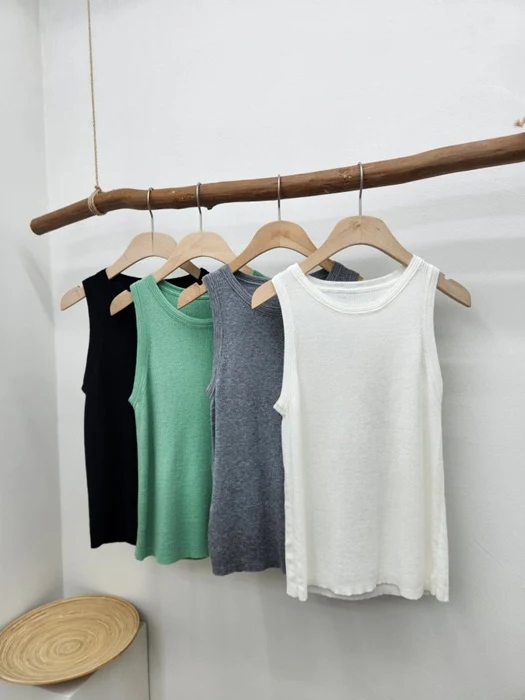 Liss Sleeveless Top Liss Sleeveless Top