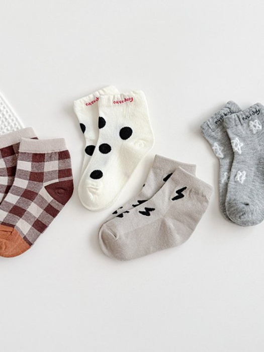 Lightning Star Socks Set