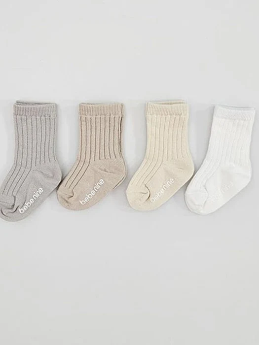 Butterny Knee Socks Set (set of 4) Butterny Knee Socks Set (set of 4)