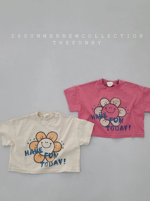 Smile Tee (Semi Crop)
