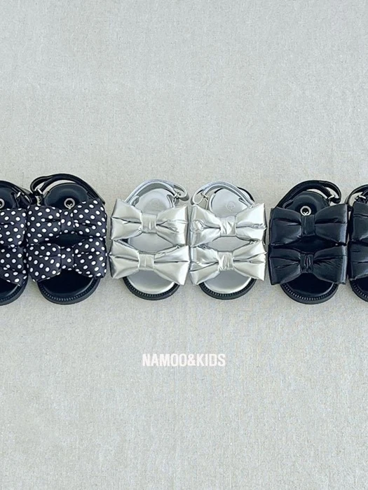 Pudding Ribbon Sandals