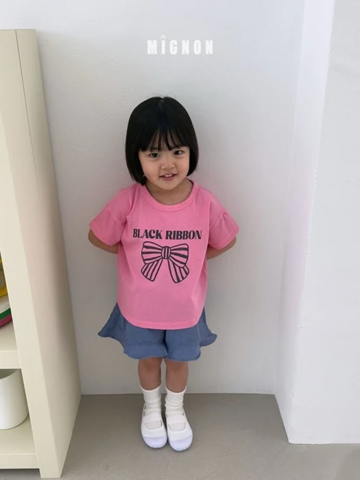 Black Ribbon Tee
