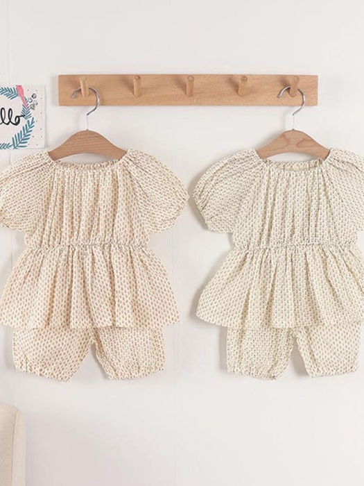 Floral Blouse Set Floral Blouse Set