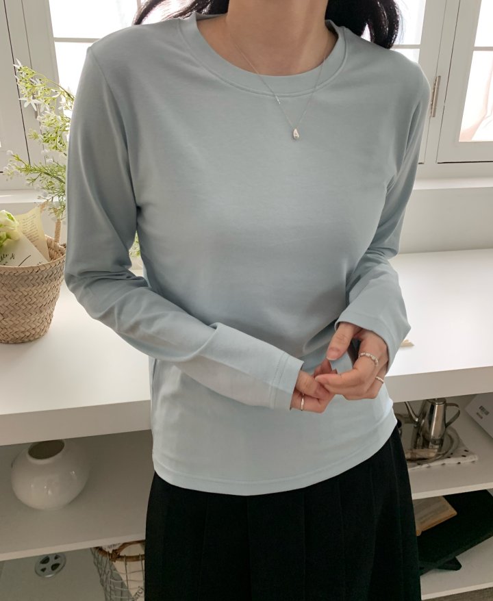 Allu - Korean Women Fashion - #momslook - Mochi Long Sleeve Tee - 2