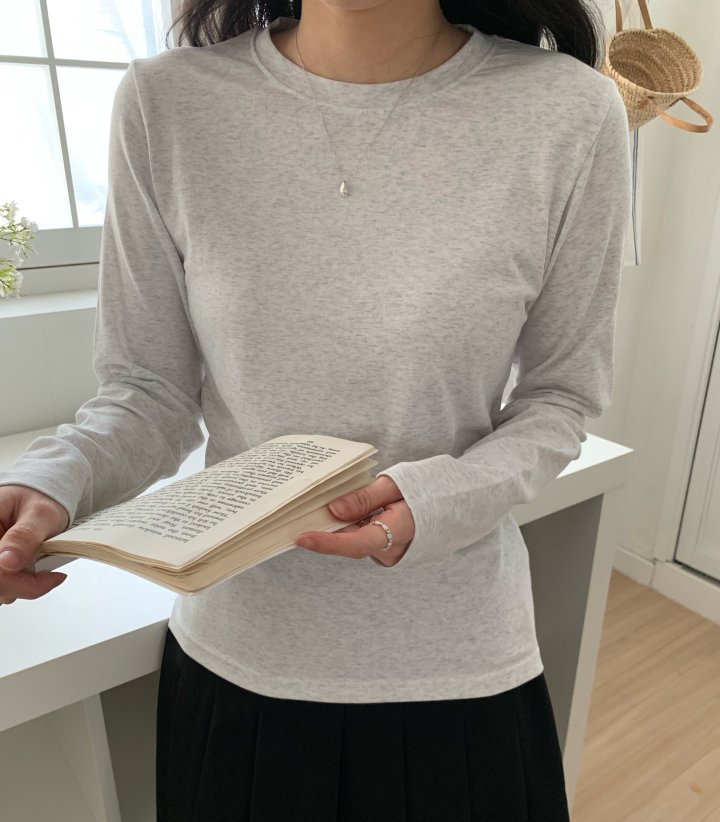 Allu - Korean Women Fashion - #momslook - Mochi Long Sleeve Tee - 8