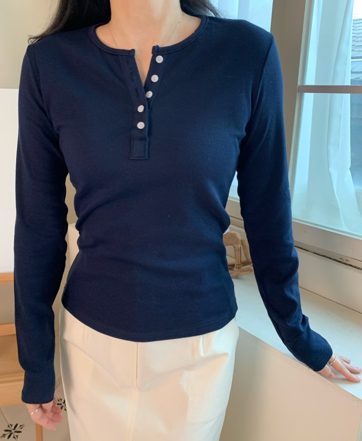 Allu - Korean Women Fashion - #momslook - Ribbed Button Tee - 3