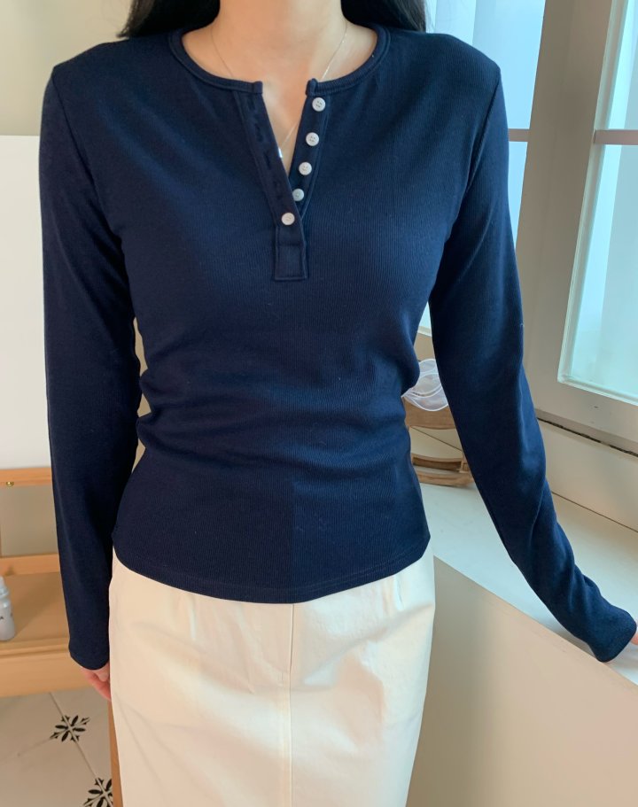 Allu - Korean Women Fashion - #momslook - Ribbed Button Tee - 4