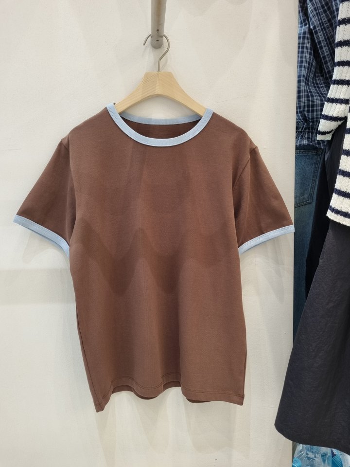 Allu - Korean Women Fashion - #restrostyle - Two Tone Short Sleeve Tee - 6