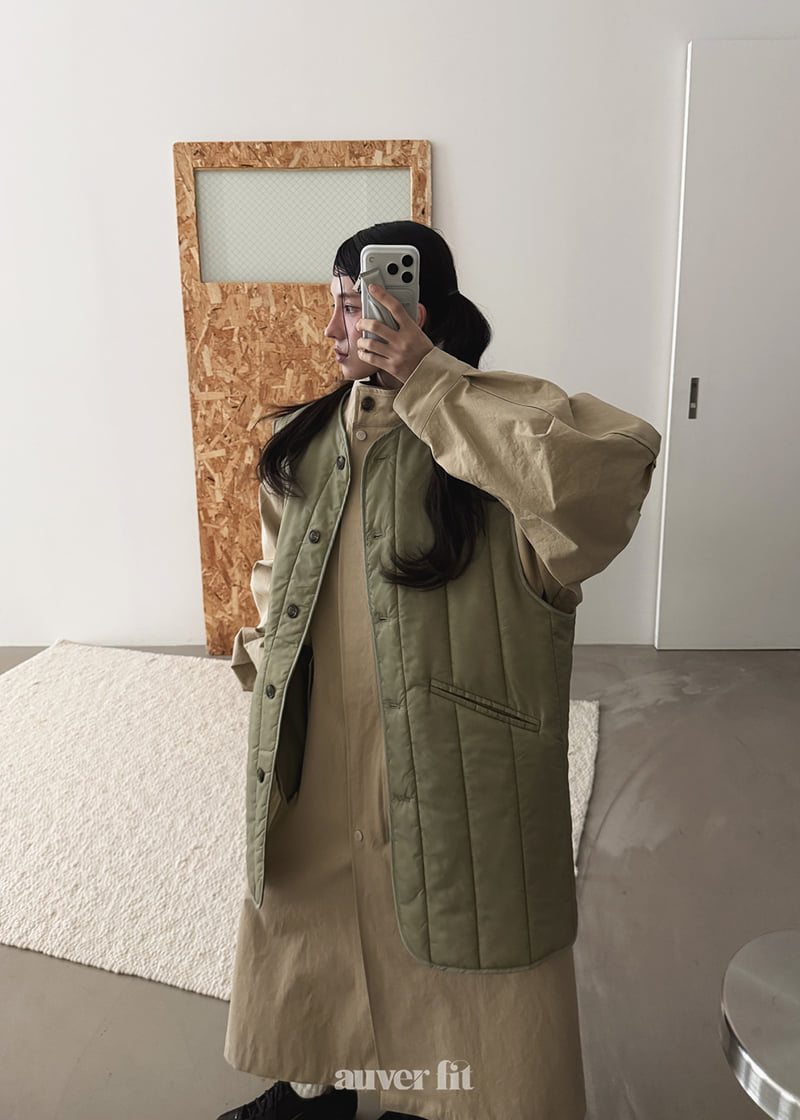 Auver_Fit - Korean Women Fashion - #momslook - Stripe Quilted Vest