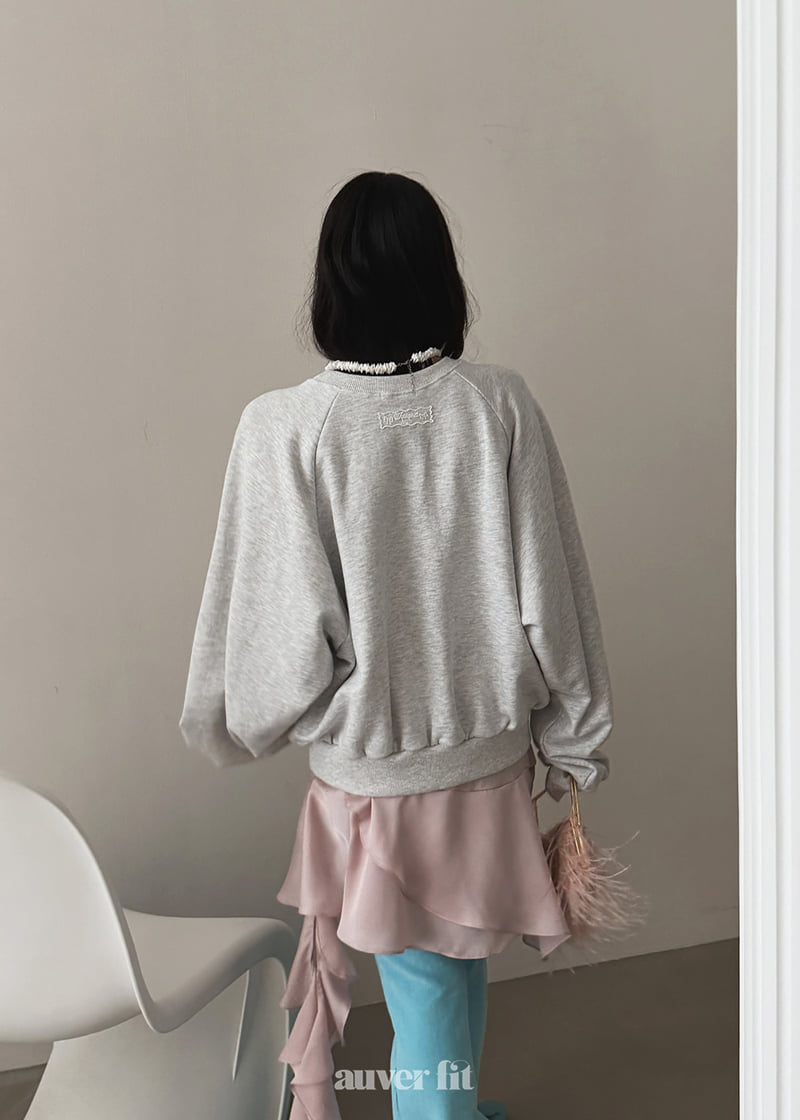 Auver_Fit - Korean Women Fashion - #momslook - Wappen Lace Raglan Sweatshirt - 10