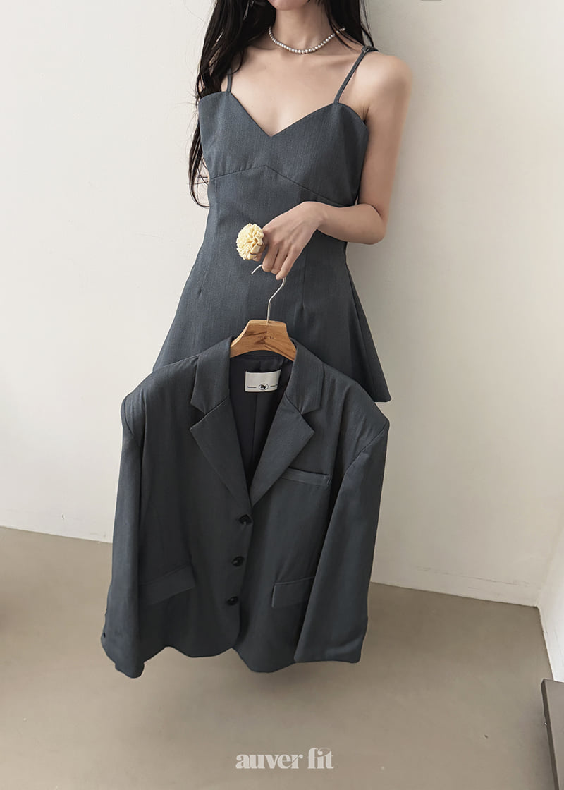 Auver_Fit - Korean Women Fashion - #momslook - Tailored Line Sleeveless - 11