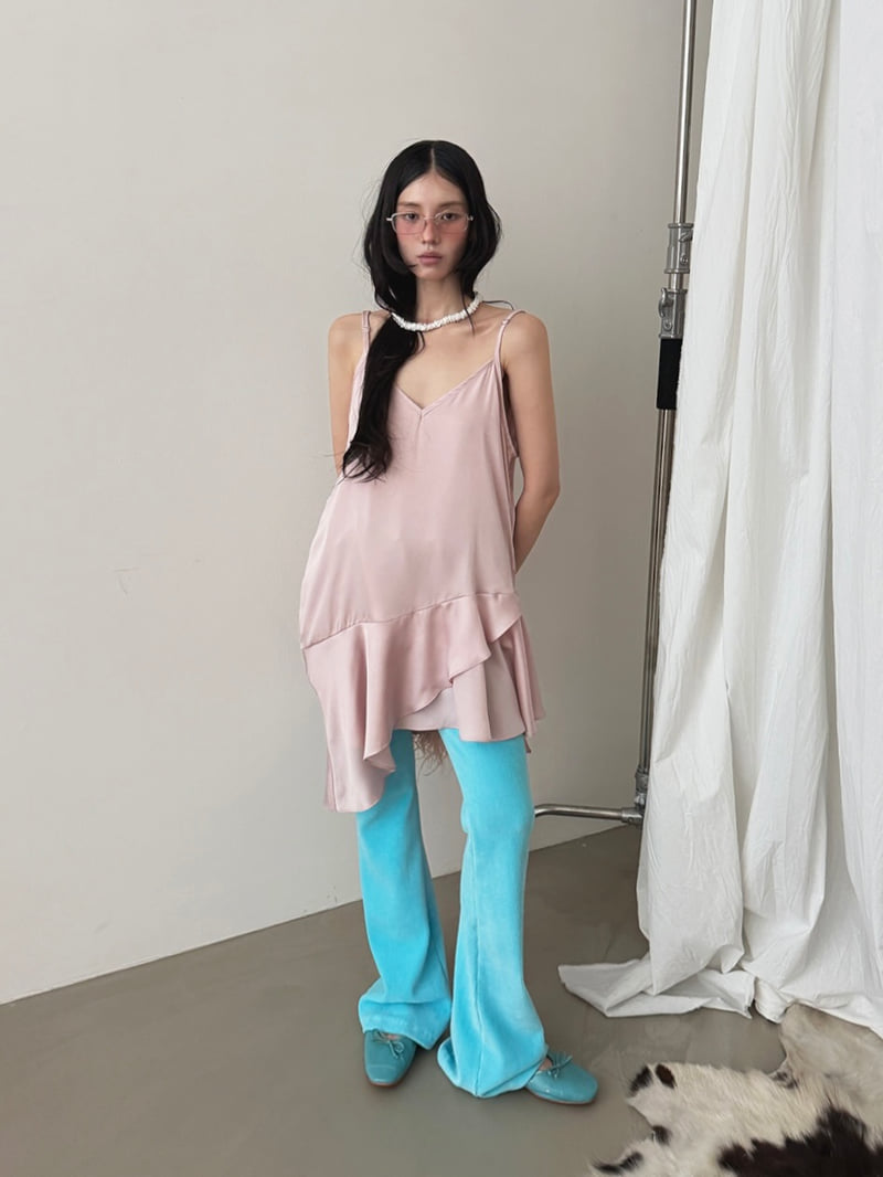 Auver_Fit - Korean Women Fashion - #momslook - Asymmetric Tail Sleeveless One-piece - 10