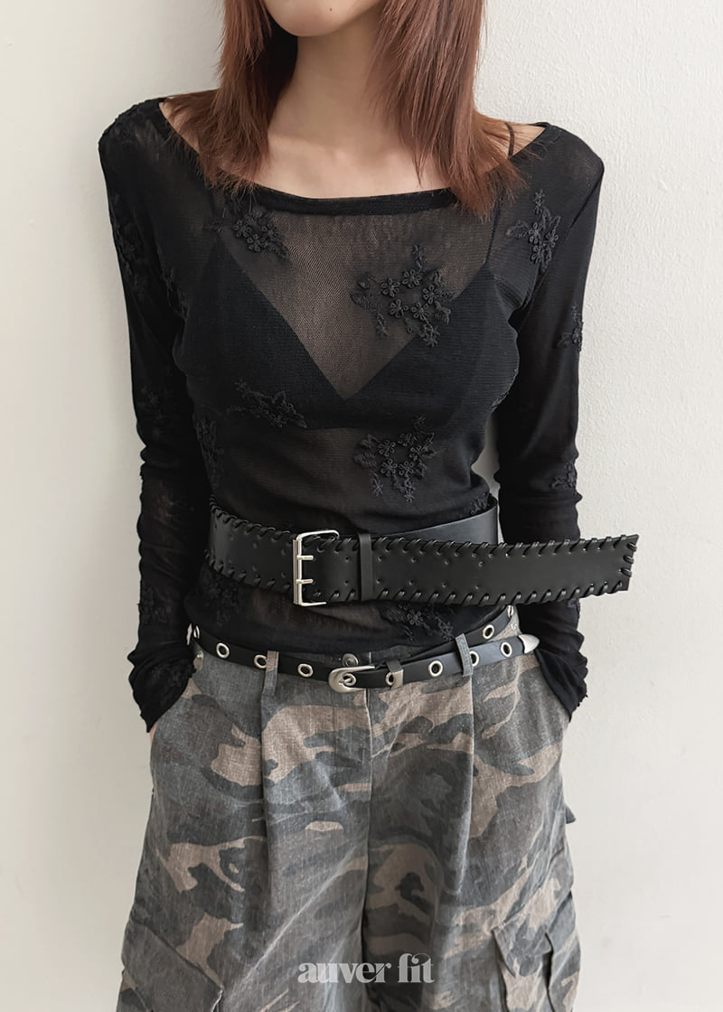 Auver_Fit - Korean Women Fashion - #momslook - Motif Off-Shoulder Tee